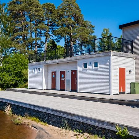 Krongarden Vandrarhem Крістінегамн Екстер'єр фото