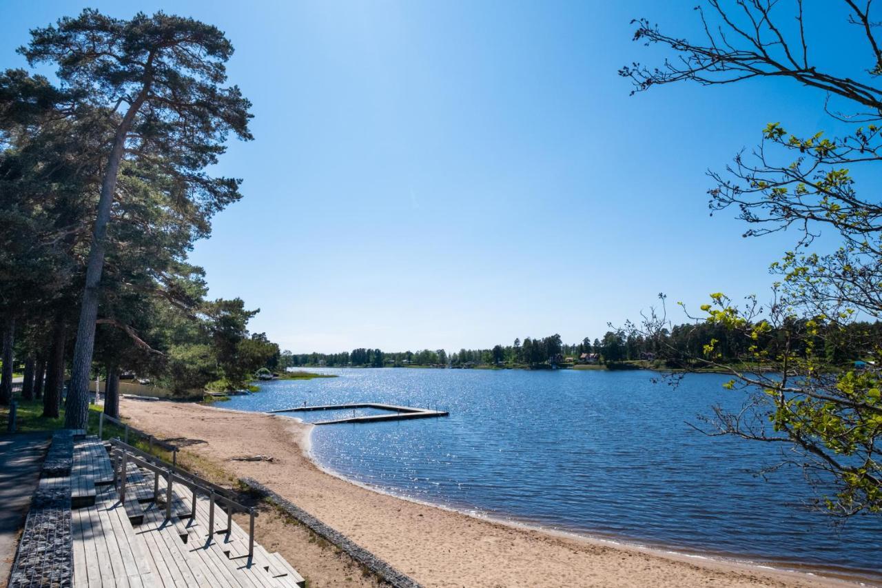 Krongarden Vandrarhem Крістінегамн Екстер'єр фото